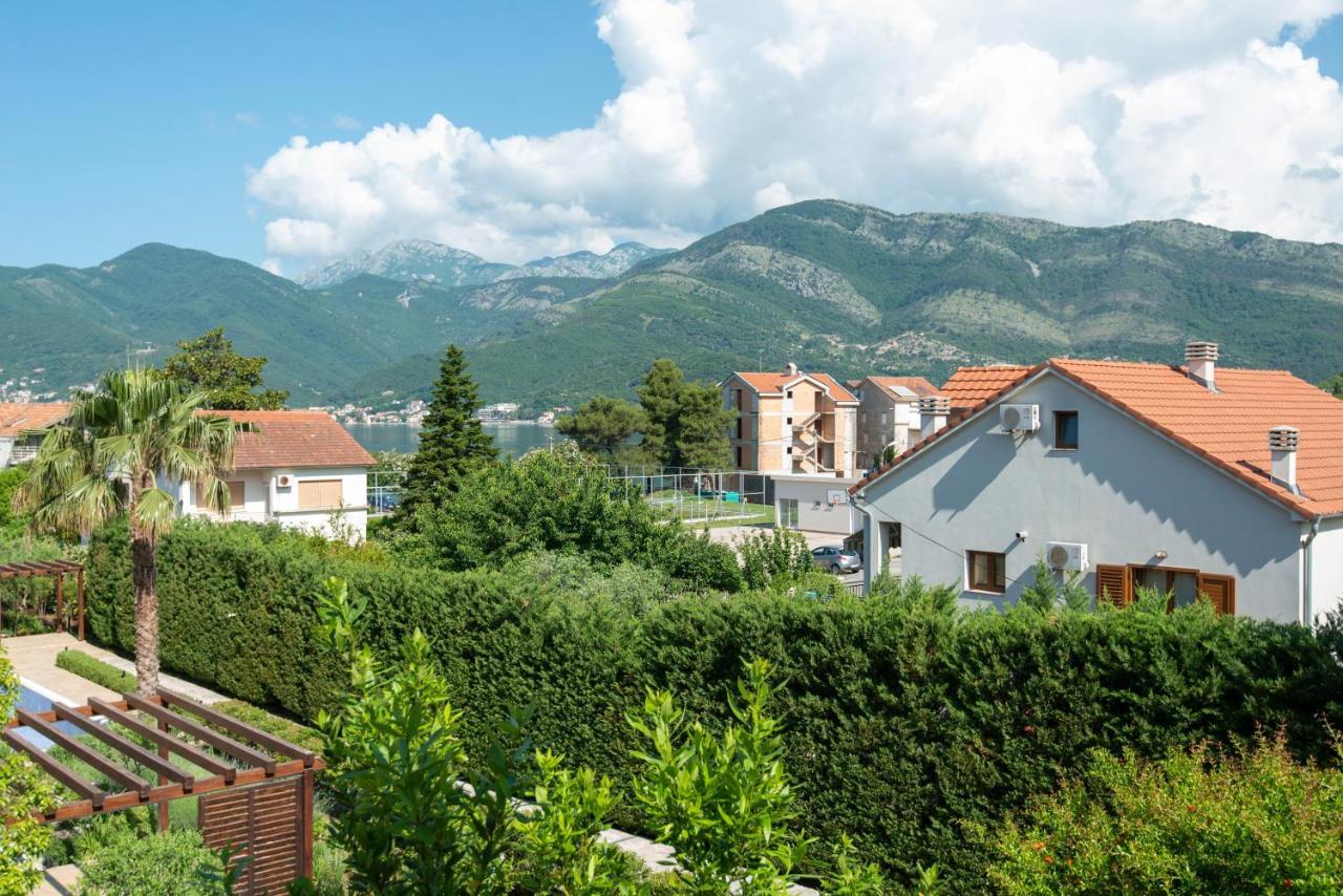 Sea Star Apartment Тиват Экстерьер фото
